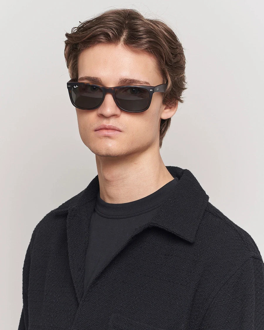 RAY-BAN SUNGLASSES - GIFT CARD (1)