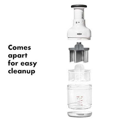 OXO Good Grips Vegetable Chopper with Easy-Grip Handle for Meal Prep | Dices Onions, Peppers & more, Soft Non-Slip Grip, Easy-press Blade, Container Catches Food, Kitchen Meal Prep Tool